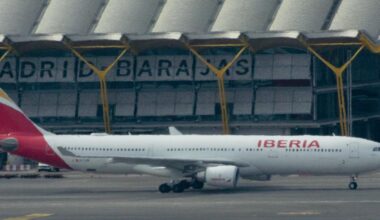 Iberia lanza billetes desde 21 euros por el Black Friday: destinos, cómo comprarlos y condiciones - ABC