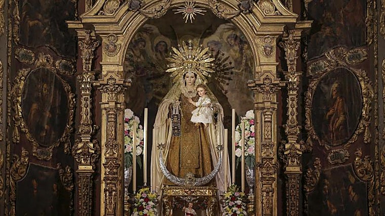 La Virgen del Carmen de la iglesia del Buen Suceso