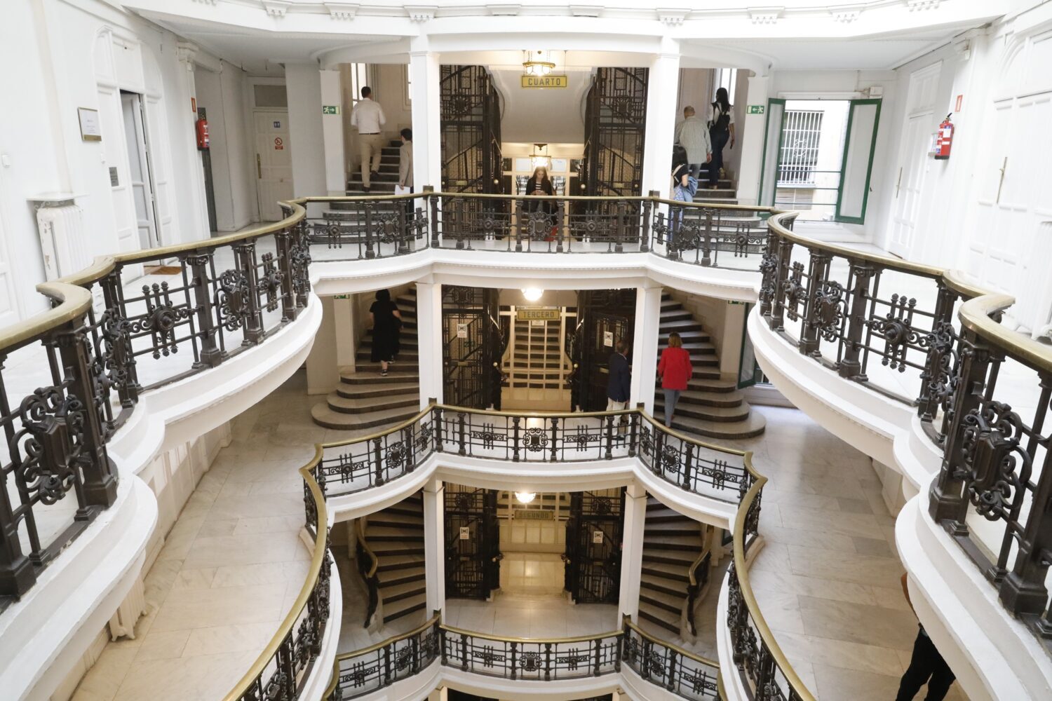 Este emblemático y centenario edificio protegido, obra del gran arquitecto de Madrid, será el próximo hotel de lujo junto a la Puerta del Sol
