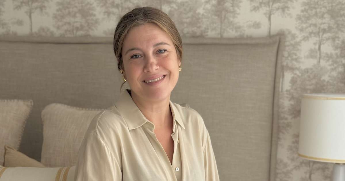 "Aunque esté de moda, decorar con mocha mousse puede ser un error si no hay buena luz natural en casa"