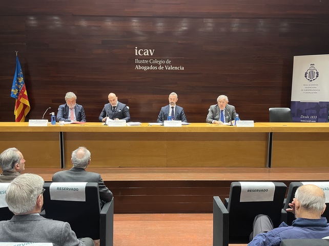 El ciclo de mesas redondas sobre Derecho Civil valenciano clausura en el ICAV con una llamada a corregir la doctrina del TC - Ilustre Colegio de Abogados de Valencia