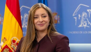 "Llamamos a los españoles a salir a la calle y pedir elecciones"