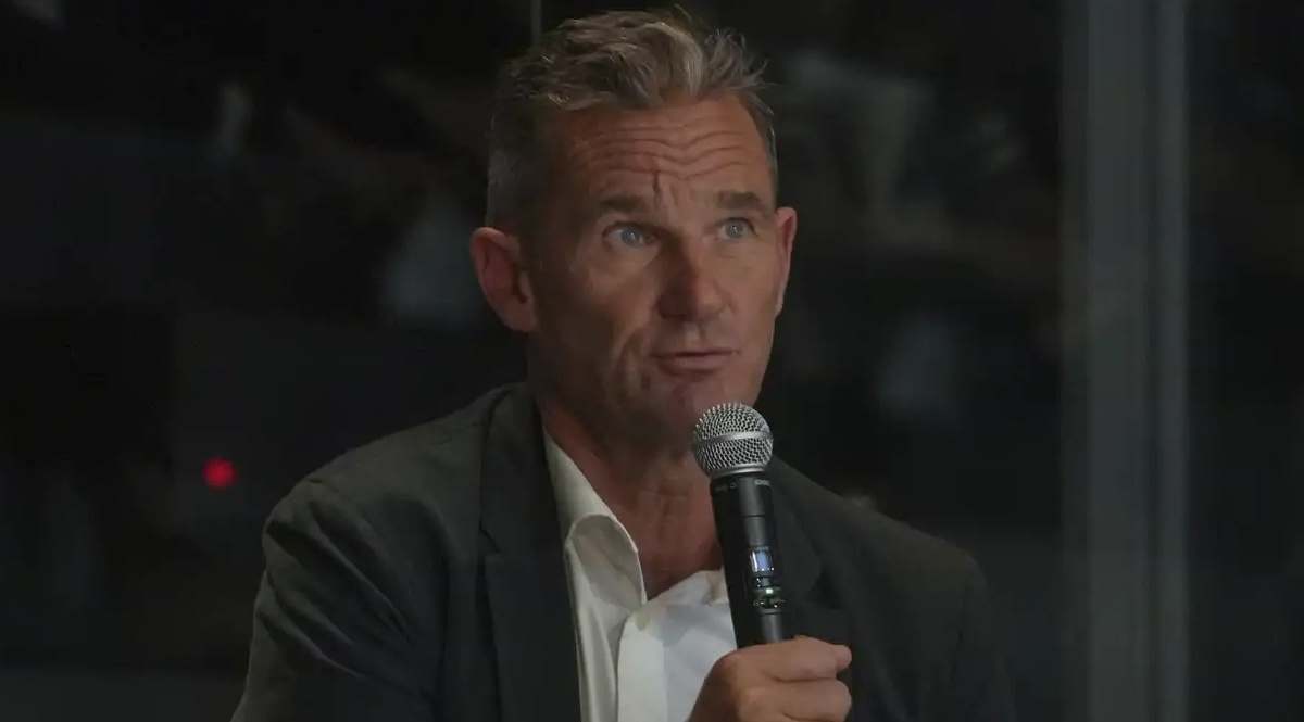 Iñaki Urdangarin da el salto a la televisión y concede su primera entrevista: "Tienes que hacerlo bien"