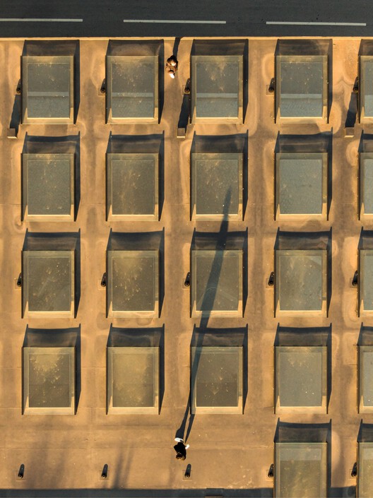 Centro intermodal de Lousada / spaceworkers - Imagen 15 de 34