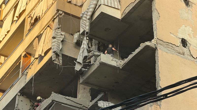 Israel ataca al jefe militar de Hezbollah en el primer bombardeo a Beirut en meses