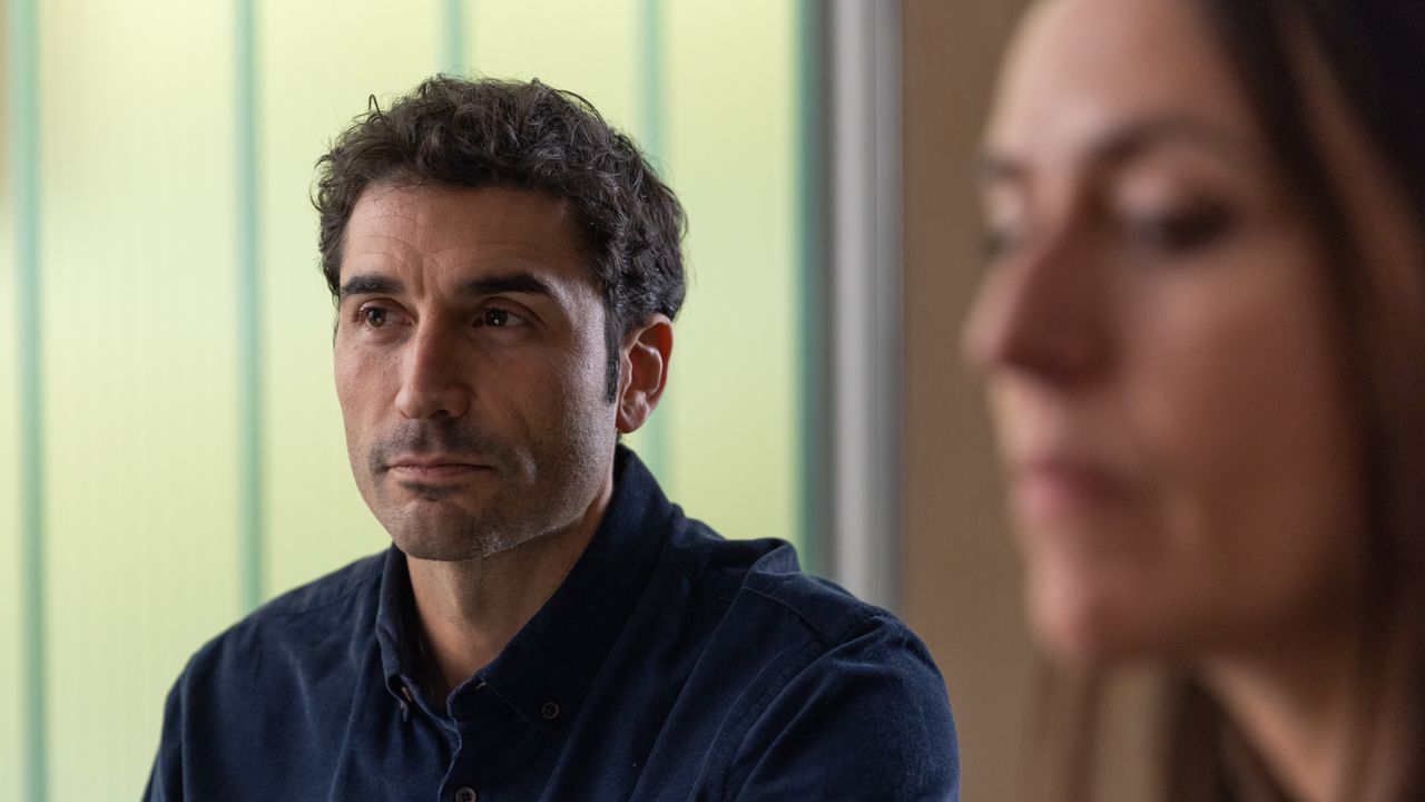 «El cuco de cristal», la última serie de Netflix que adapta el universo literario de Javier Castillo