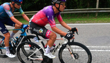 Sainbayar renueva con Burgos-BH, Livyns ficha por XDS-Astana y Zamperini se incorpora a Cofidis