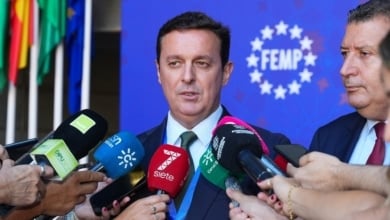 "Muelas picadas", "cambiar de piñata": así se enfangó el presidente de la Diputación de Almería con las "mordidas"