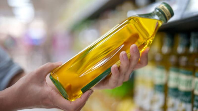 Javier Sánchez Perona, investigador y escritor: “El aceite de oliva es el más saludable del mundo”