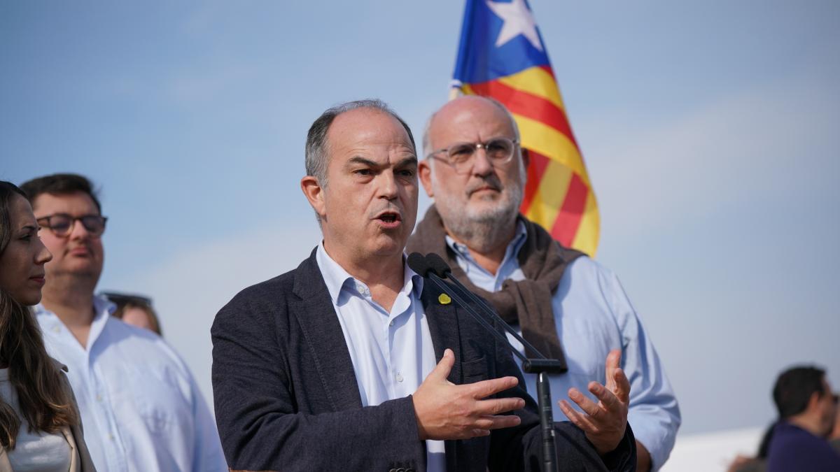 'No debe pedir ayuda a los empresarios, debe pedir perdón'