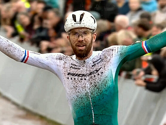 Joris Nieuwenhuis gana en Merksplas y relanza la general del Superprestigio de Ciclocross