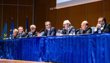 «Decís que sois fútbol y negocios, pero os olvidáis del abonado y del pequeño accionista»