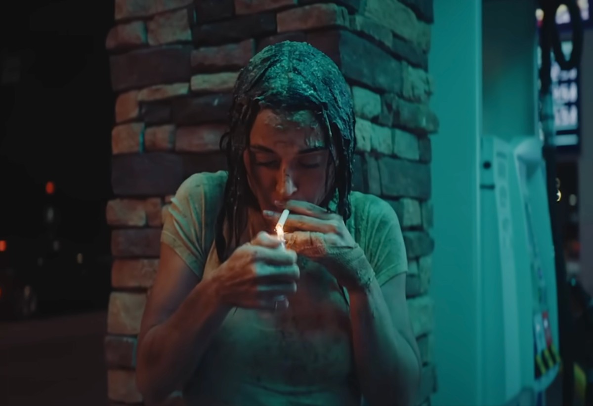 El vídeo de 'Bandaids' de Katy Perry como metáfora de su carrera