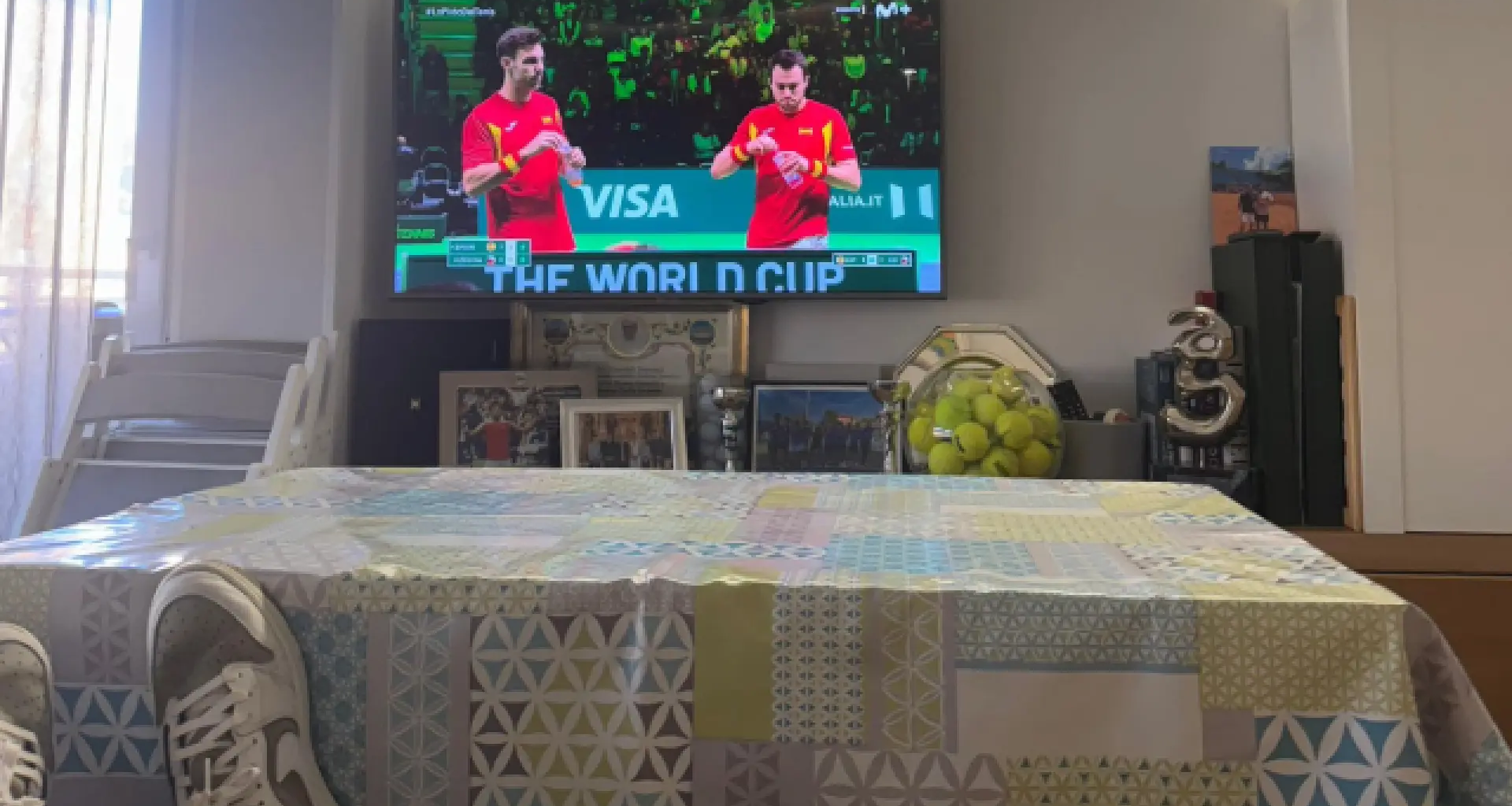 "El típico mantel de hule"