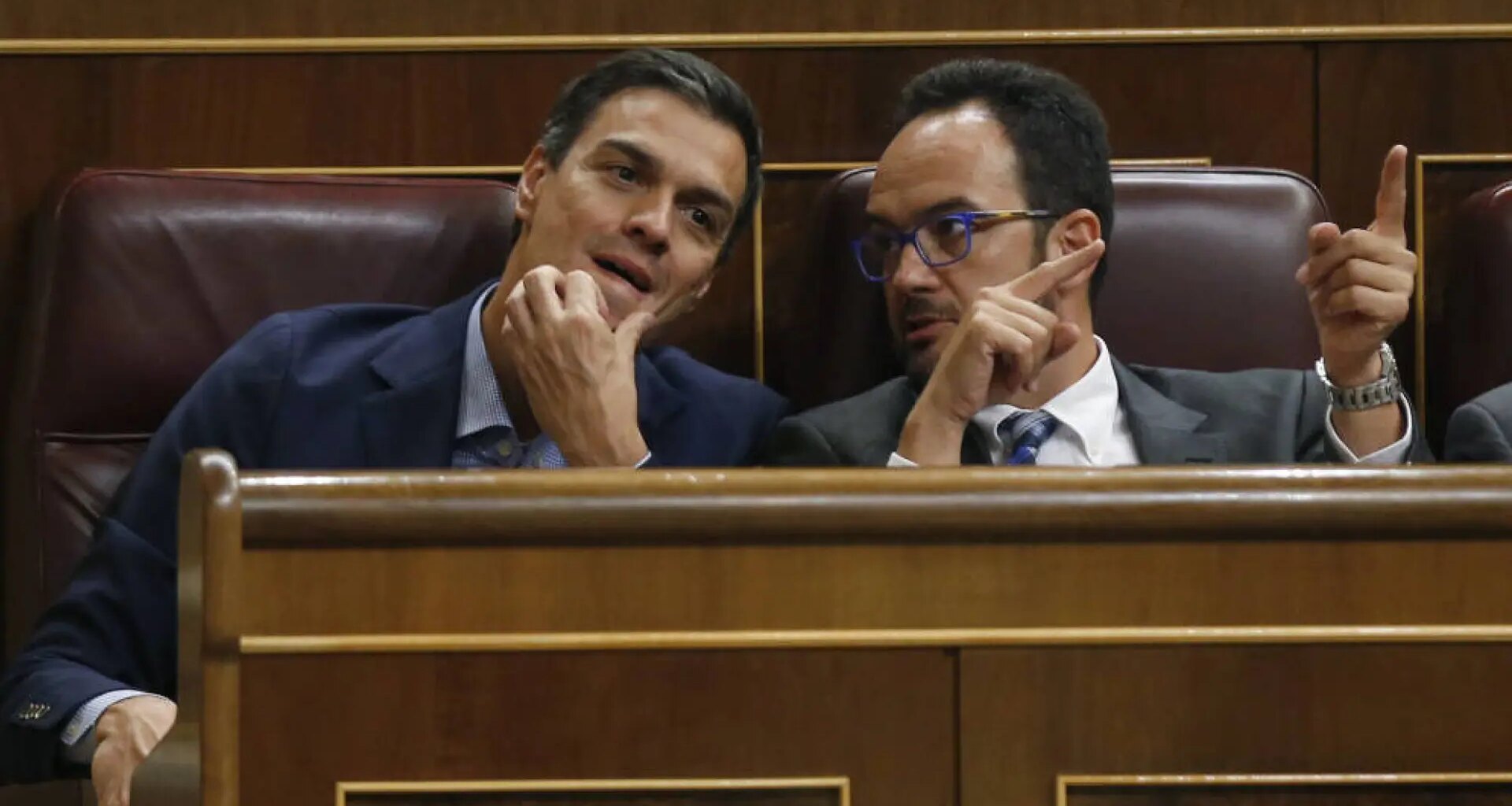 Moncloa admite que su exalto cargo se reunió con Leire Díez y Cerdán y lo relaciona con que era experto en las cloacas del PP