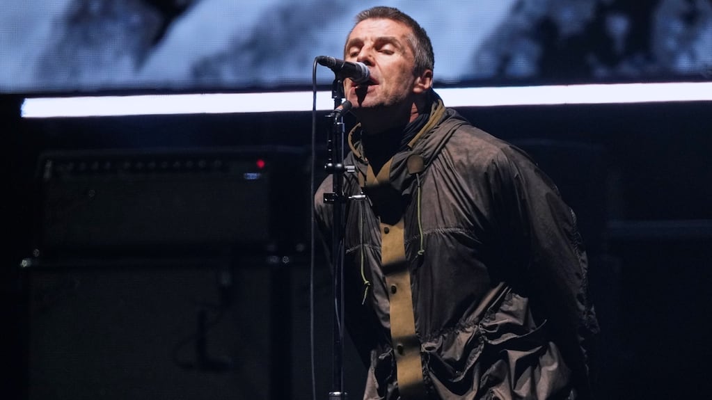 El encuentro final de Liam Gallagher con los fans argentinos que lo despidieron en el aeropuerto