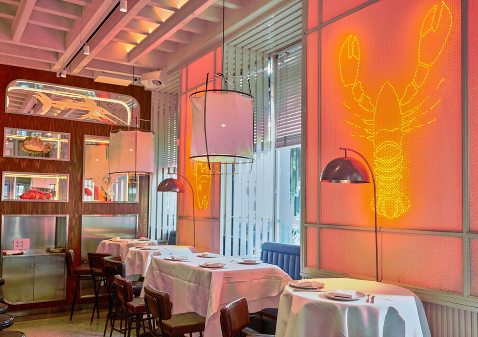 imagen del interior del restaurante lobito de mar, de dani garcia, en madrid