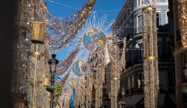 A qué hora es el encendido de luces de Navidad de Málaga hoy, el pase del espectáculo de la calle Larios, y dónde están las calles iluminadas
