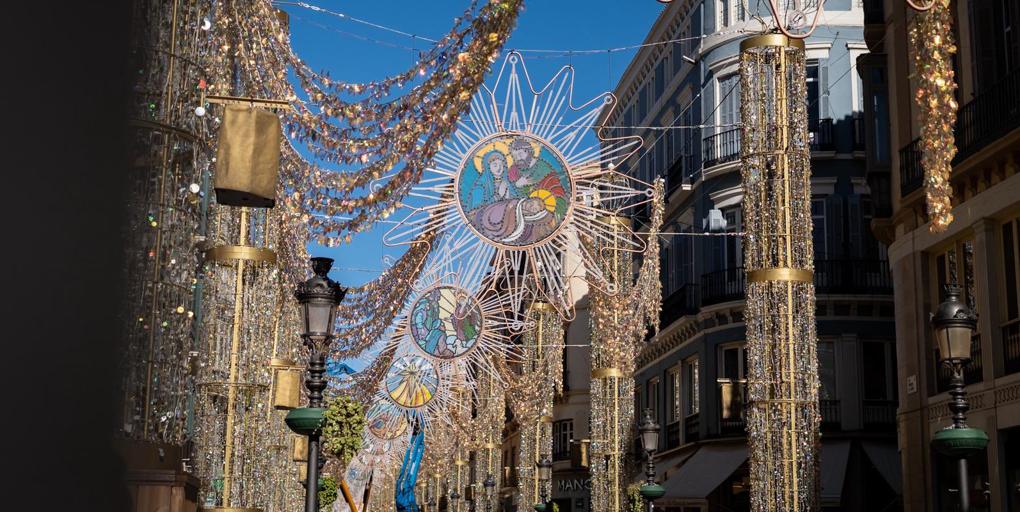 A qué hora es el encendido de luces de Navidad de Málaga hoy, el pase del espectáculo de la calle Larios, y dónde están las calles iluminadas