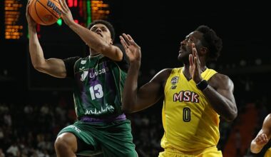 Castañeda tampoco hace méritos en Turquía