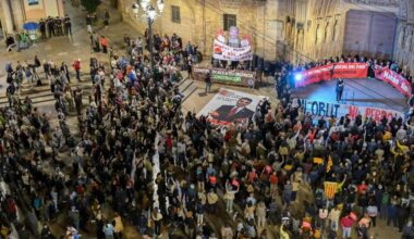 Nueva protesta en la calle contra Mazón a pesar de su dimisión: «Queremos votar»