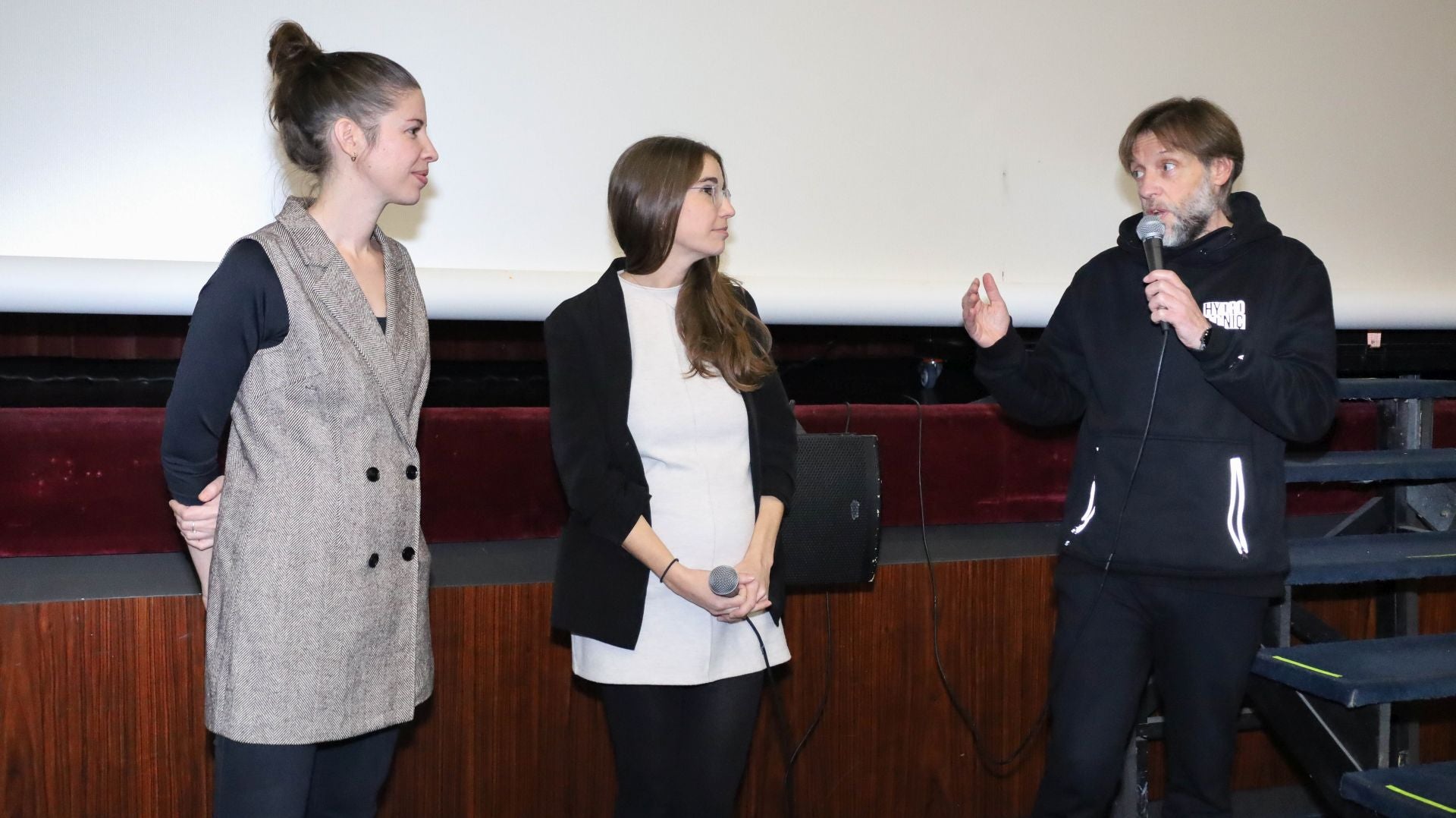 Estreno nacional de 'Mamás' en el Ortega de Palencia