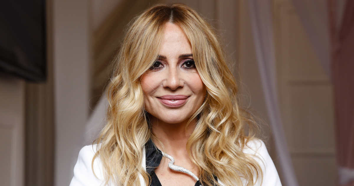 Entramos en la casa de Marta Sánchez en un prestigioso barrio madrileño: de estilo nórdico, colores vivos y muchas obras de arte - Lecturas