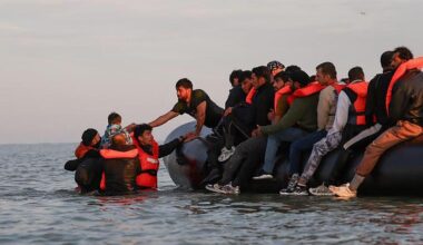 Reino Unido anuncia una reforma radical del sistema de asilo para «restablecer el orden y el control»