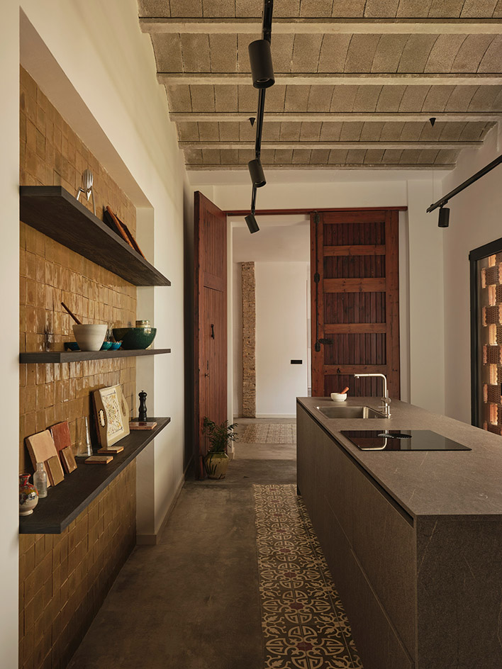 cocina de la casa patio Xirivella Negrosobreaazul