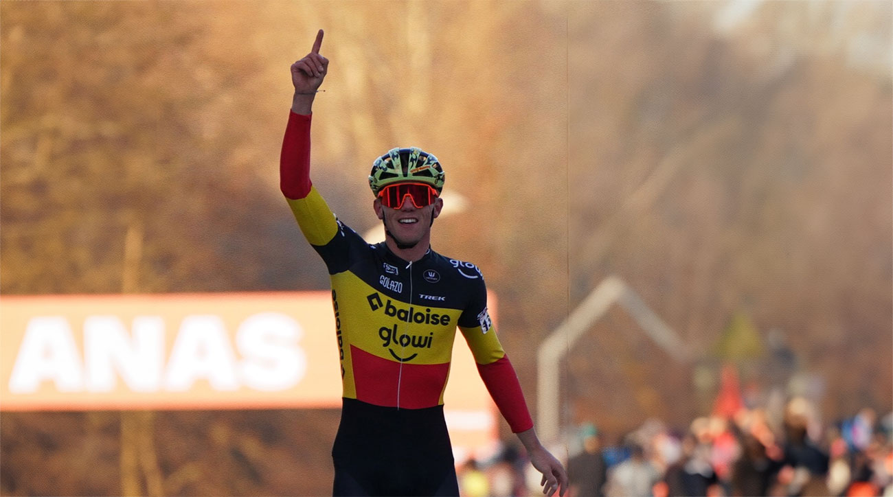 Thibau Nys arranca la Copa del Mundo con una exhibición en Tábor