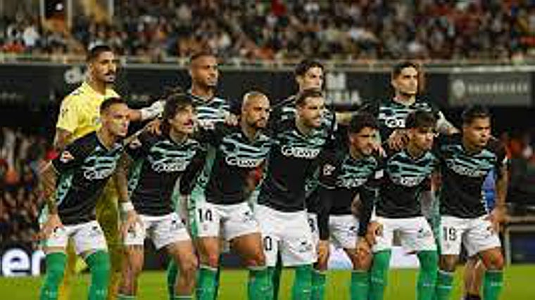 La equipación del Betis en Mestalla ante el Valencia