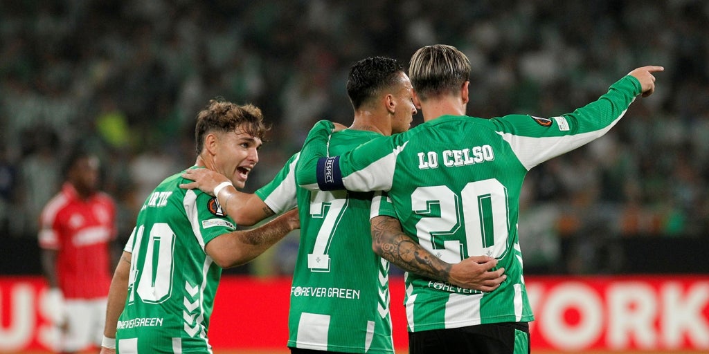 Dónde ver Betis - Utrecht: canal de TV y streaming online del partido de la UEFA Europa League 2025-2026