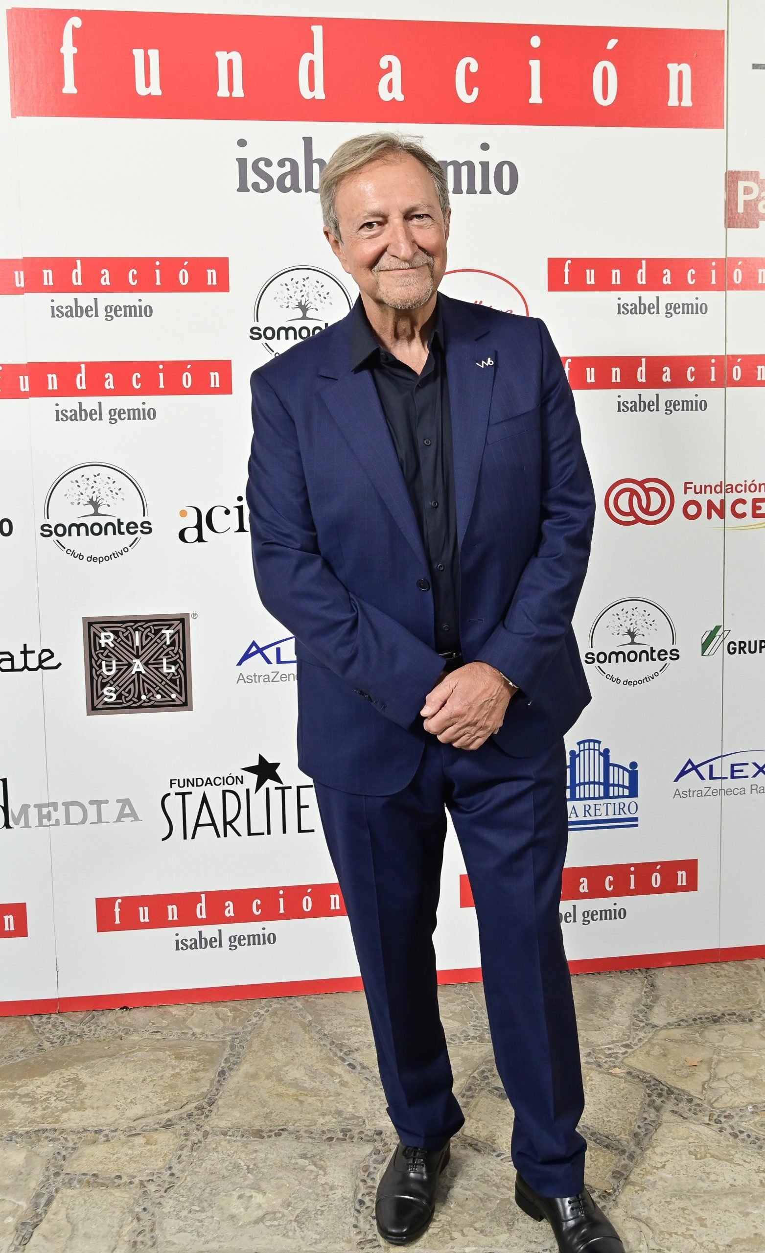 Paco Lobatón posando en un photocall. (Foto: Gtres)