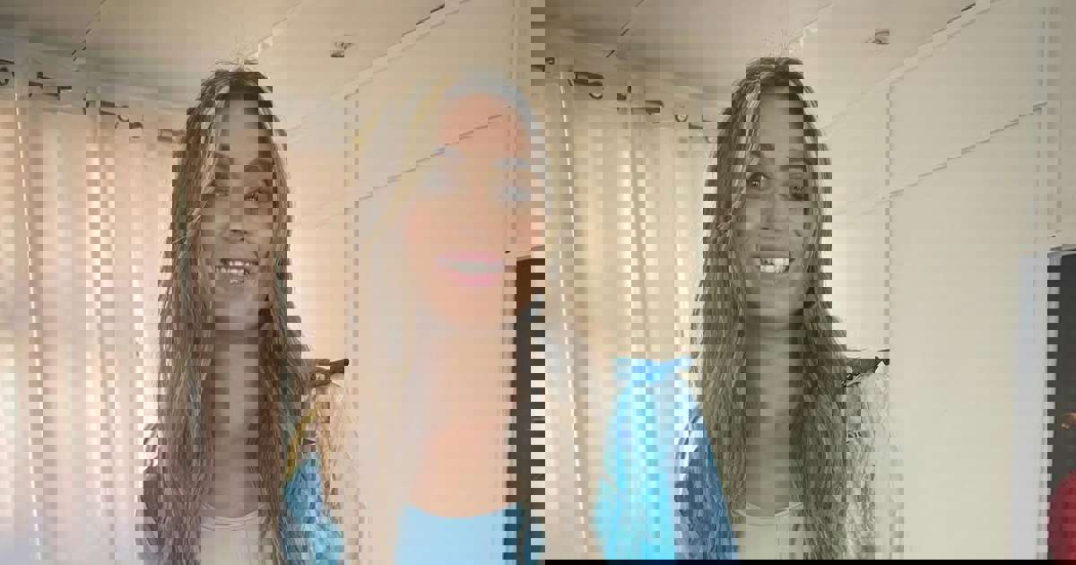 un piso luminoso y sereno con vistas panorámicas, cocina con isla y una estética muy moderna