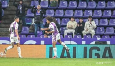 Peter Federico celebra su gol ante el Málaga.