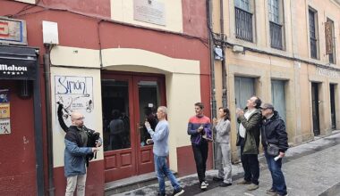 Villaviciosa homenajea al artista Luis Fernando Aguirre