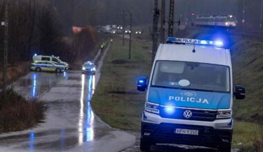 Polonia advierte a Moscú de que responderá «no solo por la vía diplomática» y despliega soldados