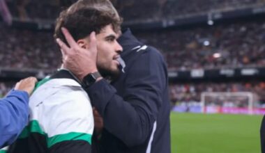 Cousillas, intentando tranquilizar a Abde.