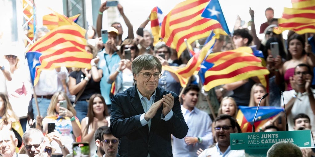 Puigdemont conmina al PSOE a acometer la «ruptura» a la que se negaron en la Transición