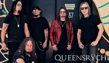 QUEENSRŸCHE inmersos en su próxima obra. Andrew Freeman no tiene claro cuando saldrá el disco de LAST IN LINE. Single de DISHARMONIK.