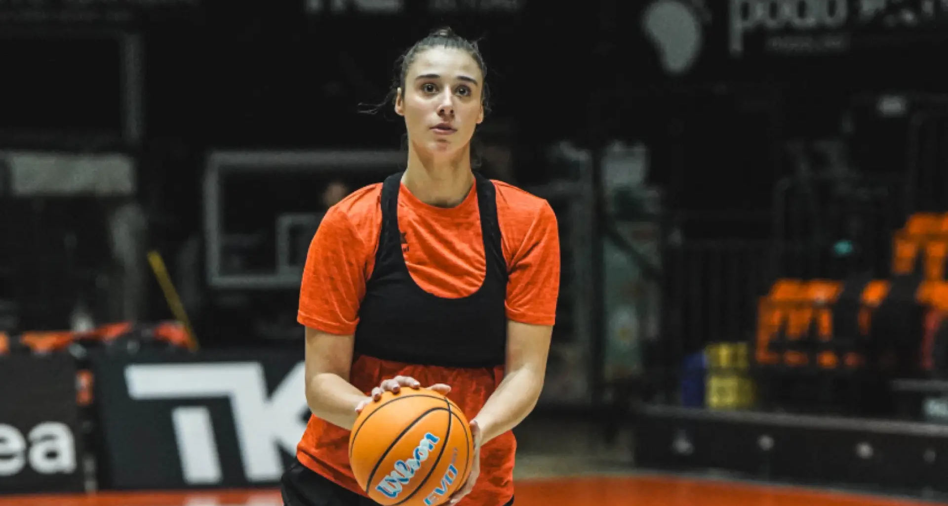 Raquel Carrera (Valencia Basket) causa baja indefinida
