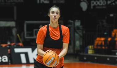 Raquel Carrera (Valencia Basket) causa baja indefinida