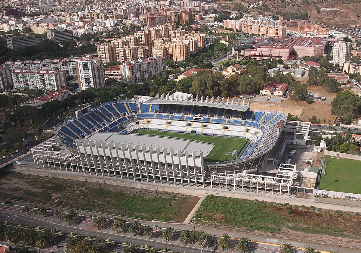 Un recurso complica el estudio de opciones para la Nueva Rosaleda en Málaga