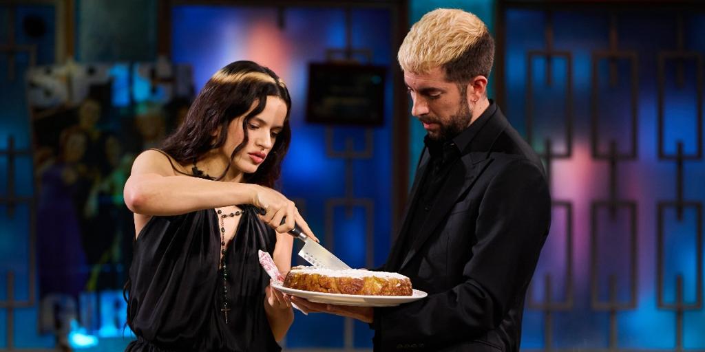 Rosalía comparte la receta del bizcocho que llevó a La Revuelta: ingredientes y cómo prepararlo