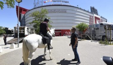 Dispositivo de seguridad en el Sánchez-Pizjuán (Foto: Kiko Hurtado).