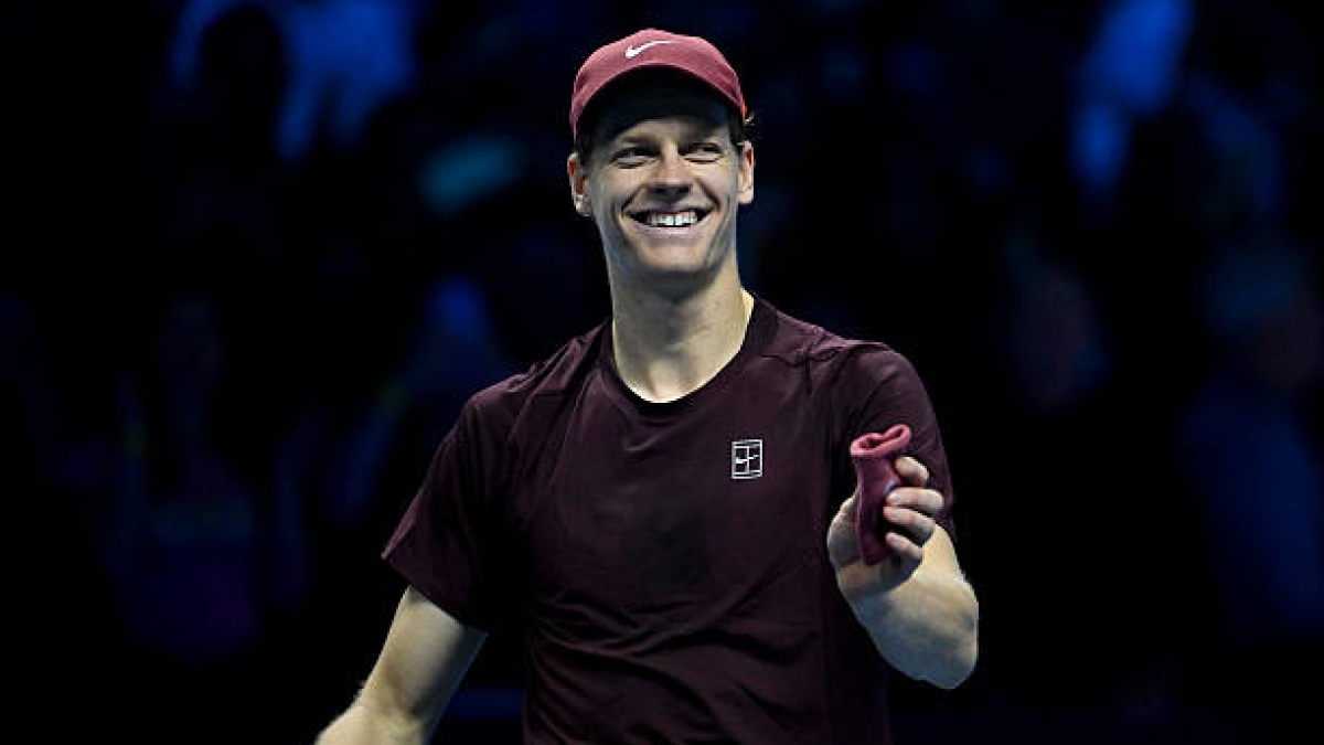 Sinner sonríe: debutó con victoria ante Aliassime en Turín y ya espera a Zverev. Fuente: Getty