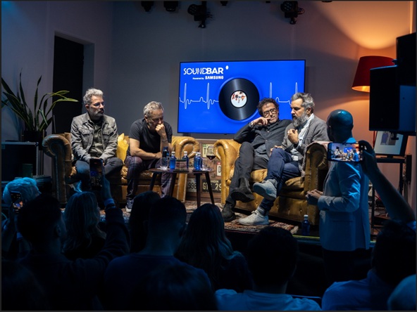 Samsung eleva la experiencia sonora con la tecnología Q-Symphony, inteligencia artificial y Dolby Atmos® de la mano de Warner Music Spain