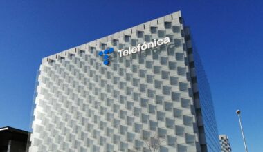 Cómo queda el ranking de rentabilidad por dividendo del Ibex 35 tras el recorte de Telefónica