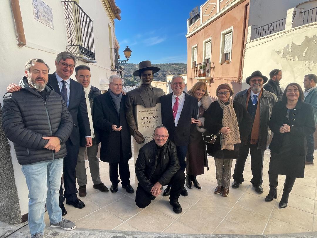 La esencia del "Niño Hierro", una escultura ubicada en un gran enclave flamenco