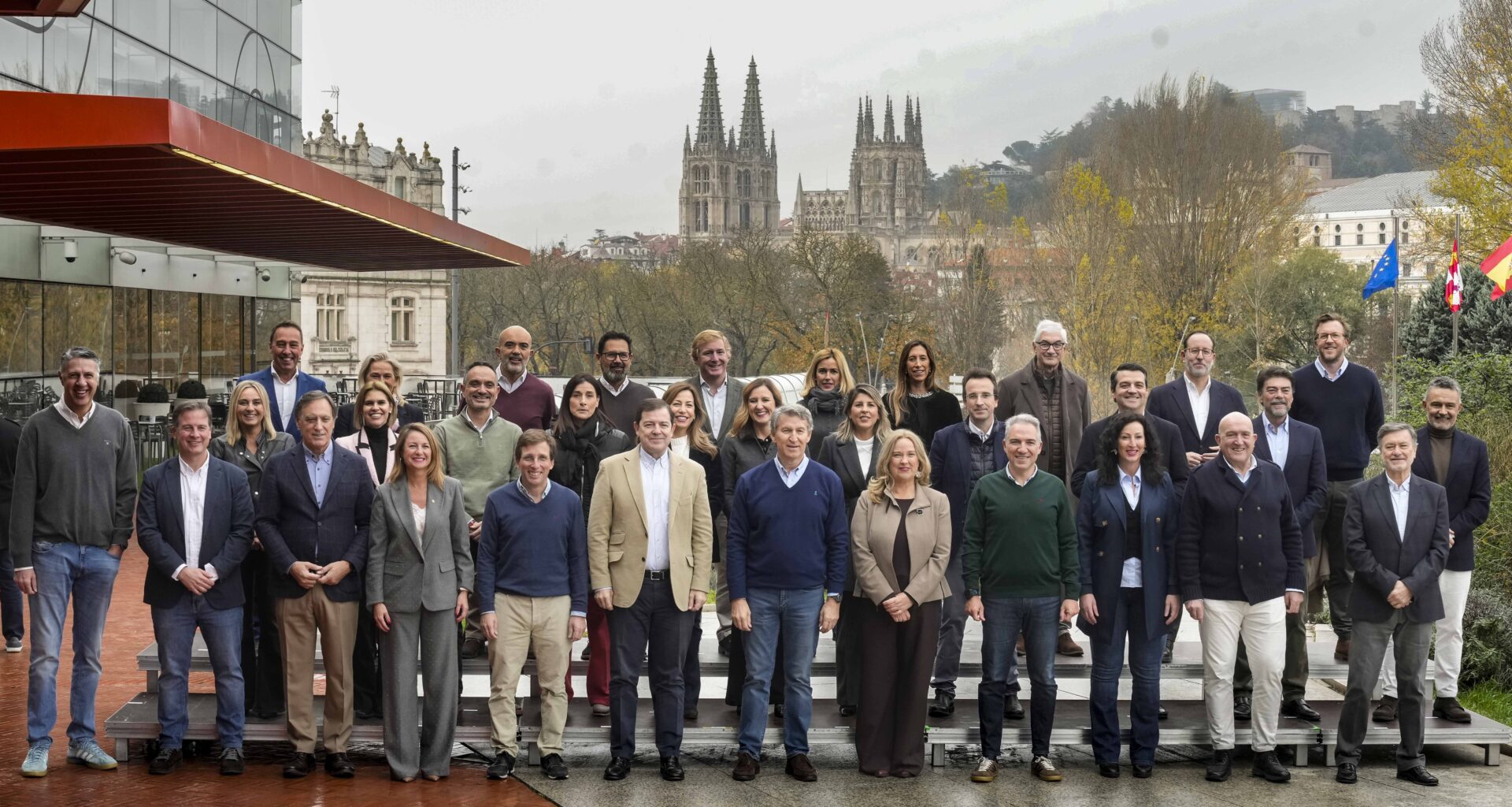 Feijóo entona un ¡basta ya! y llama a concentrarse contra los corruptos porque España “merece algo mejor que ser gobernada por una banda”